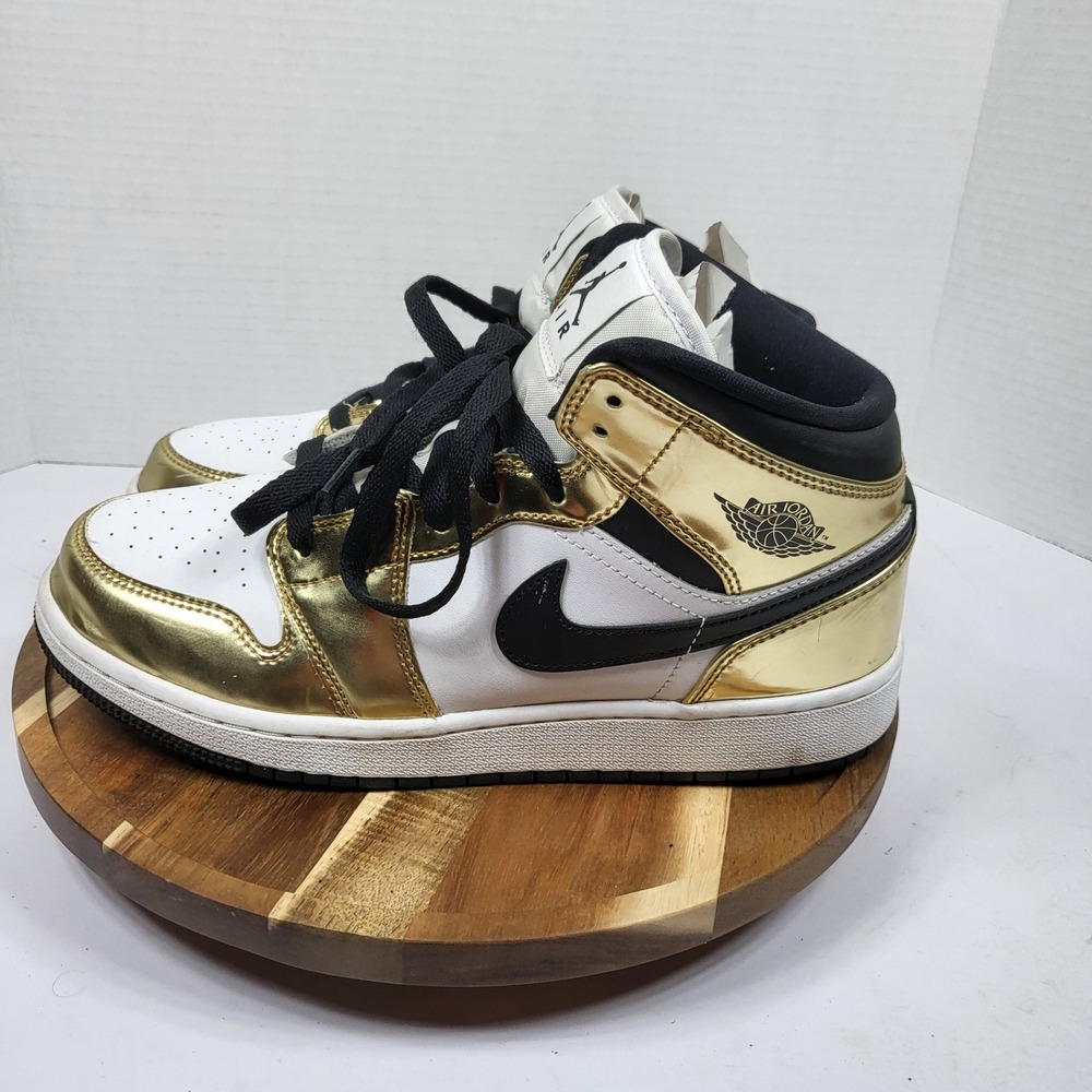 Air Jordan 1 Mid SE Metallic Gold Black White DC1420-700 Size 7Y Womens 8.5